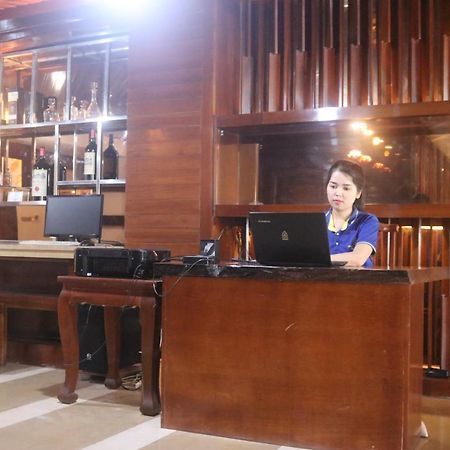 Chang Palace Vientiane Luaran gambar