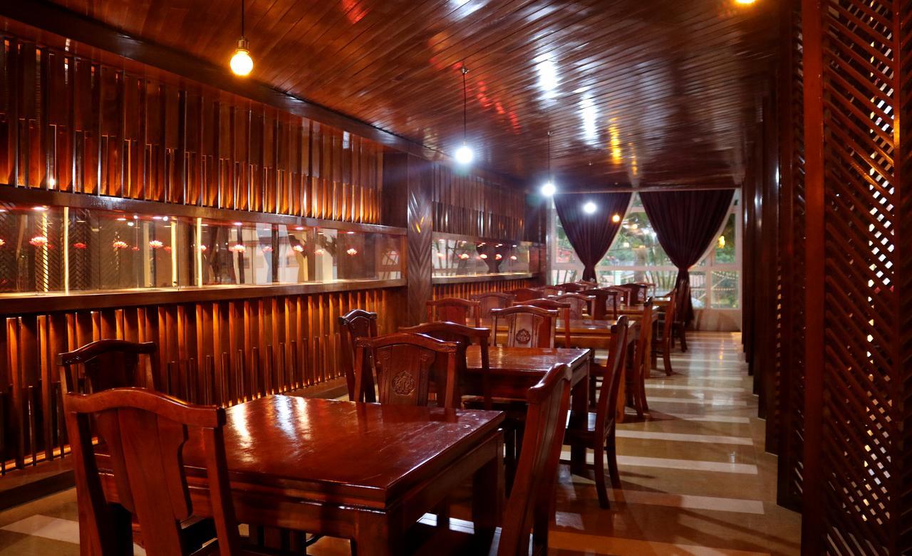 Chang Palace Vientiane Luaran gambar