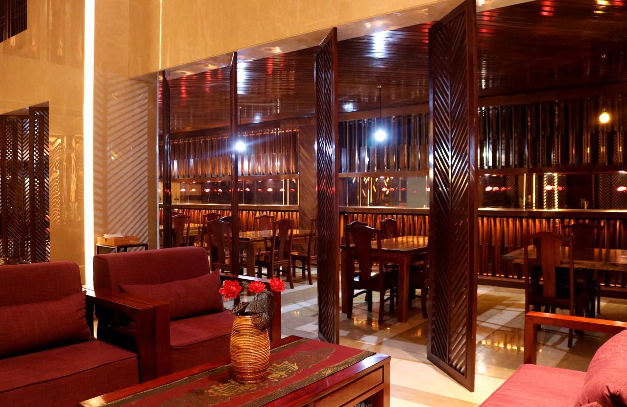 Chang Palace Vientiane Luaran gambar